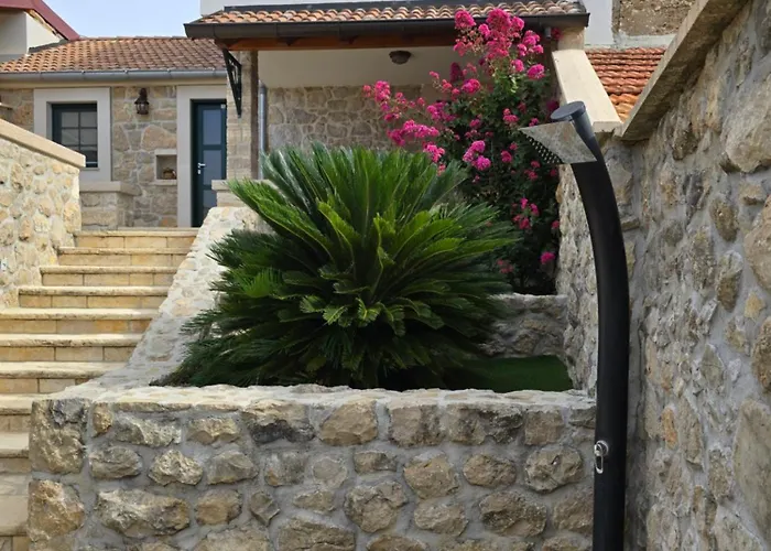 Casa de Férias Didov Dvor Ražanac