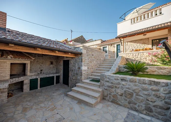 Didov Dvor بيت للعطل Ražanac